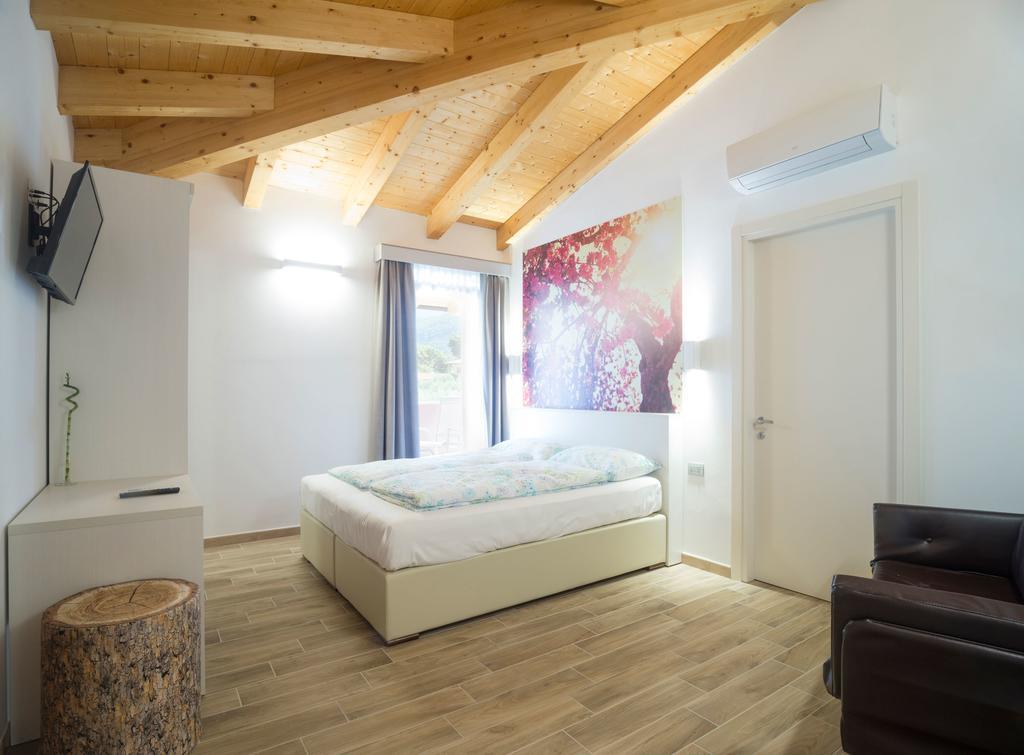 Agriturismo Vin E Amor Dro Buitenkant foto